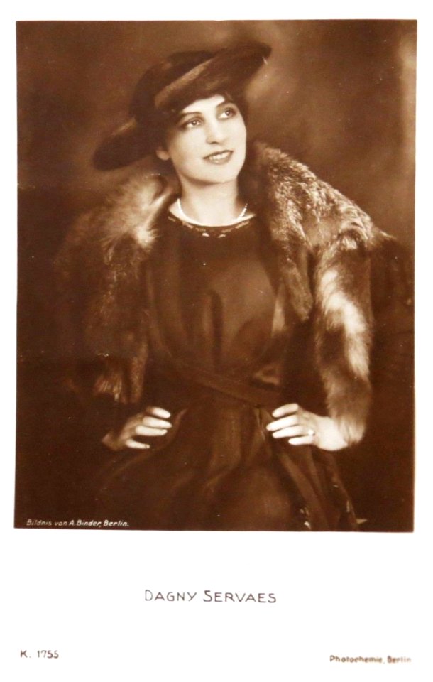 Dagny Servaes, by Alexander Binder (2)