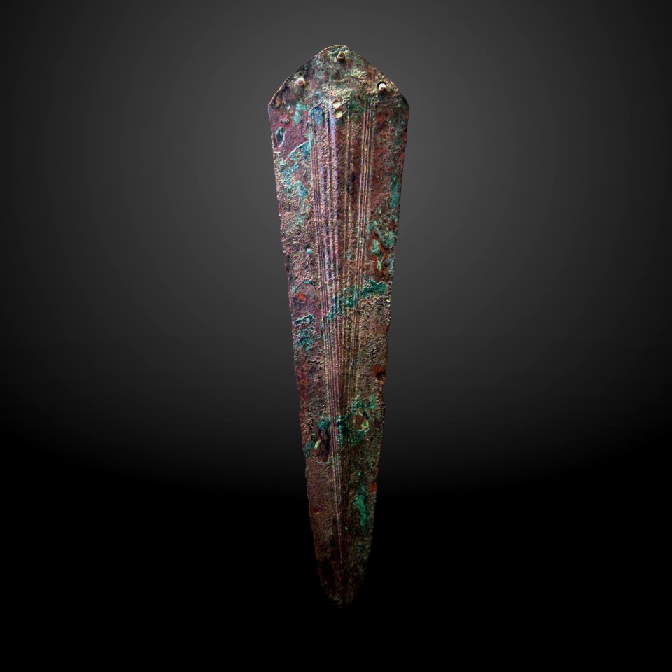 Dagger blade-MAHG-D 1054-IMG 1711-gradient