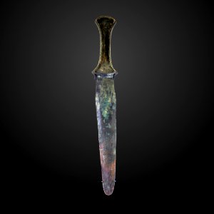 Dagger-AO 18567-IMG 4655-gradient