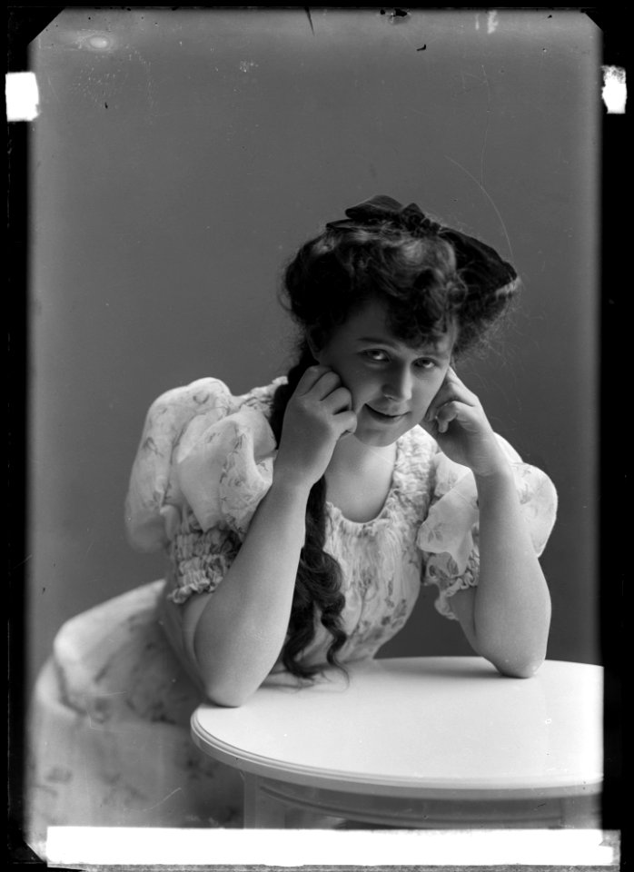 Dagny Sternvall in Reif von Reiflingen at Dramatiska teatern 1905 - SMV - GS058