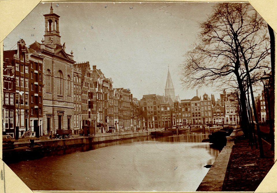 De Keizersgracht bij de Brouwersgracht, ziende op de Zaaierskerk