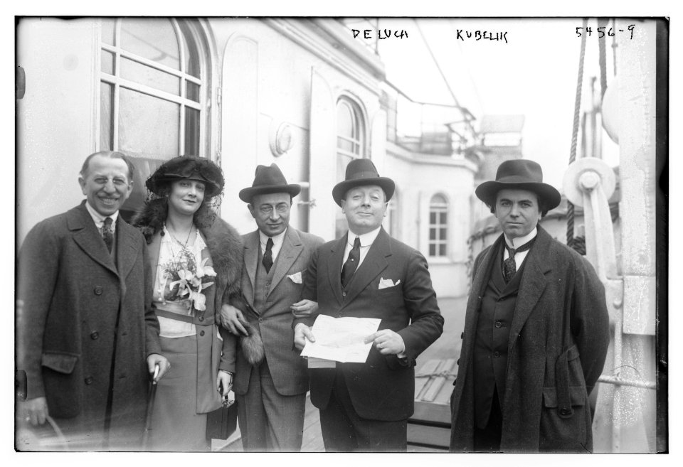De Luca, Kubelik LCCN2014712496