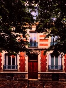 Bicycle facade building