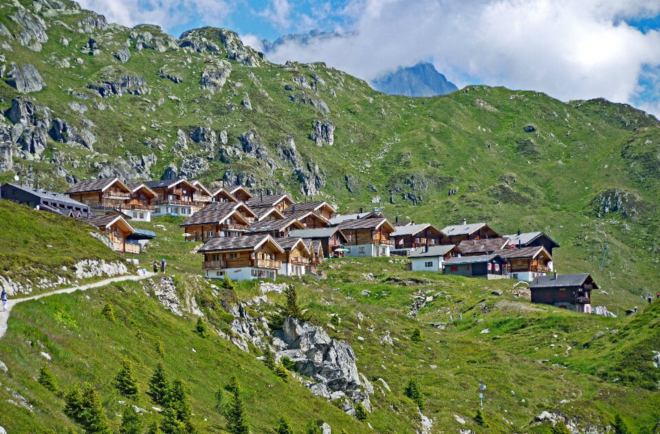Feriemhaus settlement alpine slope