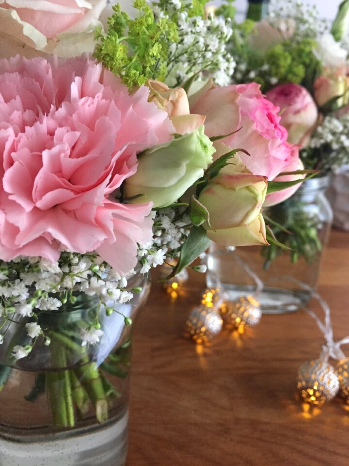 Wedding lights pink flowers