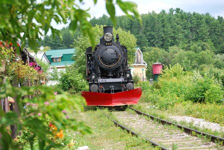 Track locomotive steam locomotive