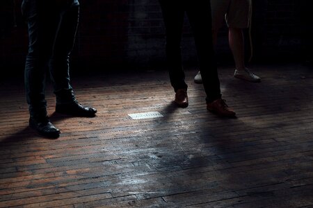 Footwear leg floor