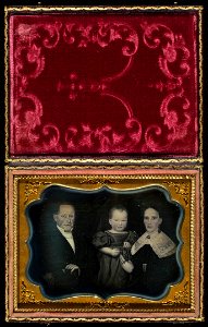 Daguerreotype of The Doty Family by Robert Peckham