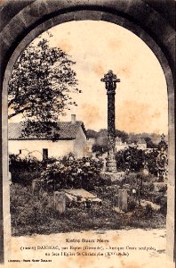 Daignac - Croix du cimetière