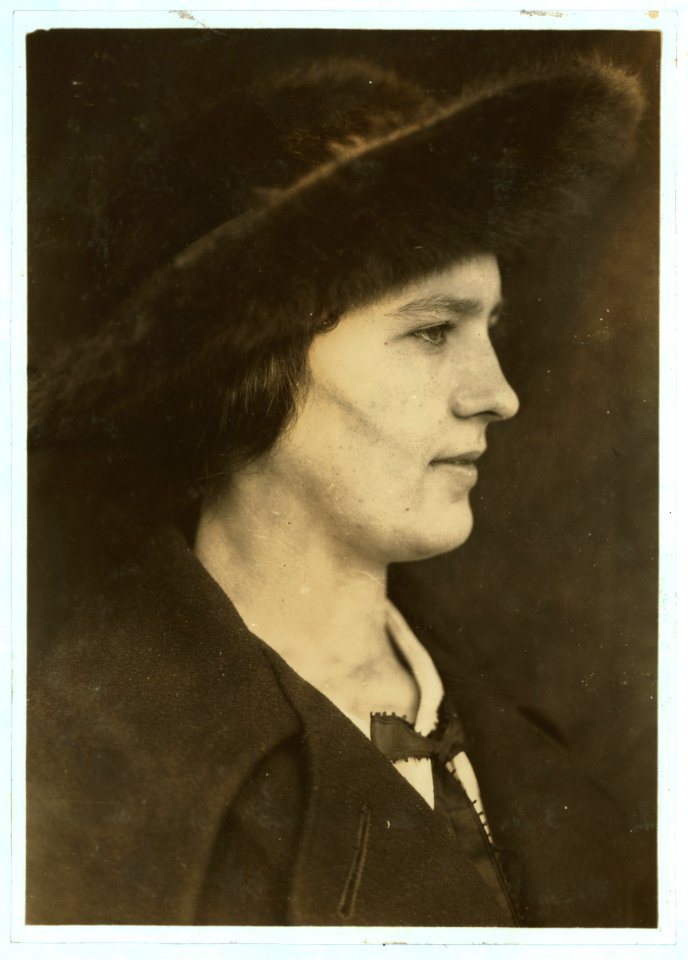 Daisy Chapman, a prize winner from Webster Springs, W. Va. She has been a 4 H Club Member for several years. Sewing is her main line now. Also one of the 'Caesar Gang' from Webster Co(unty) LOC nclc.04384
