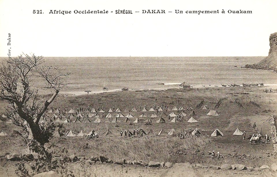 Dakar-Un campement à Ouakam (AOF)