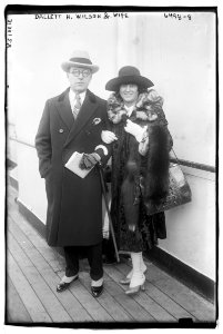 Dallett H. Wilson & wife LCCN2014719041