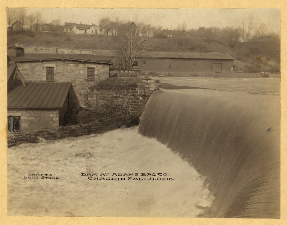 Dam at Adams Bag Co., Chagrin Falls, Ohio LCCN2008675486