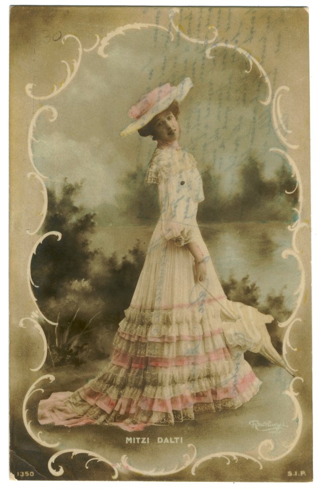 DALTI, Mitzi SIP. 1350. Photo Reutlinger