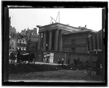 Dam-noordzijde, Afbraak Koopmansbeurs Jacob Olie (max res)