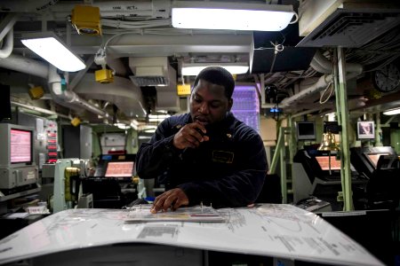 Damage control drill aboard USS Green Bay 161130-N-JH293-115