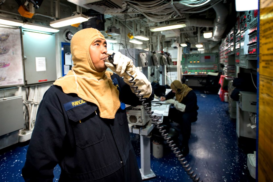 Damage Control certification aboard USS Bonhomme Richard (LHD 6) 161205-N-WF272-028