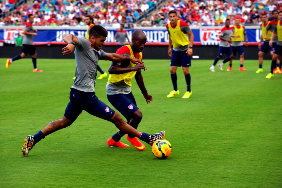 DaMarcus Beasley DeAndre Yedlin USMNT 2014