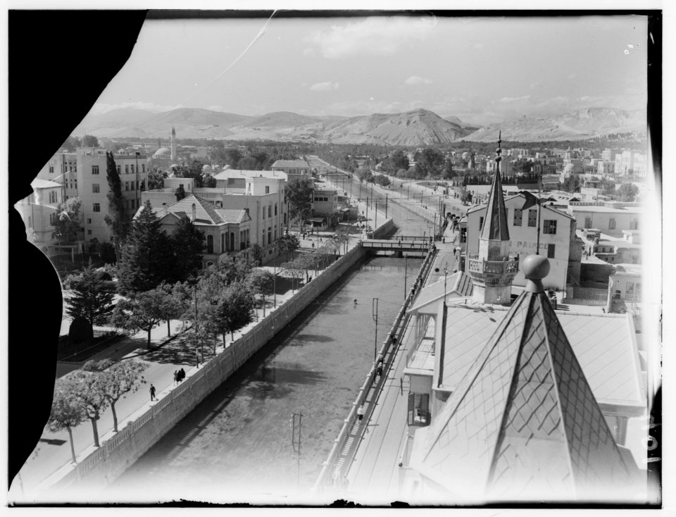 Damascus (Esh-Sham). River Abana (El-Barada) LOC matpc.00053