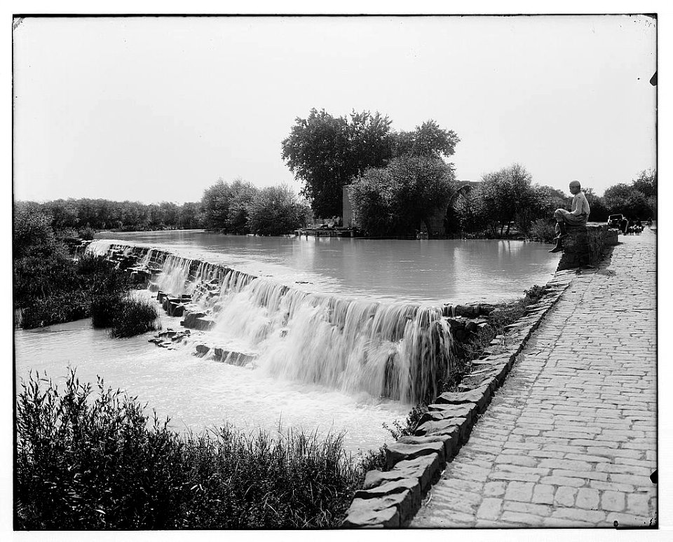 Damascus (Esh-Sham). River Abana LOC matpc.07056