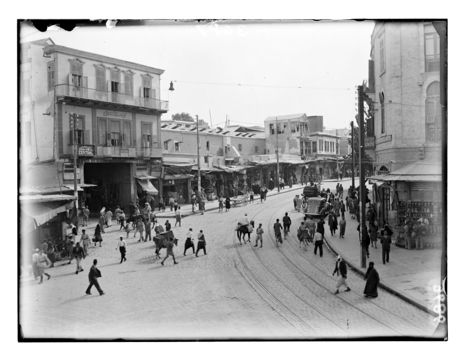 Damascus and environs. Damascus. El Meidan. The 'Panhandle' street of Damascus LOC matpc.11766