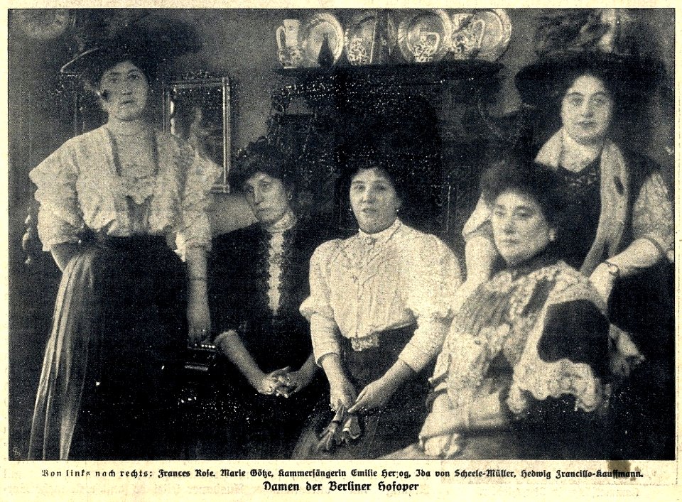 Damen der Berliner Hofoper, 1908