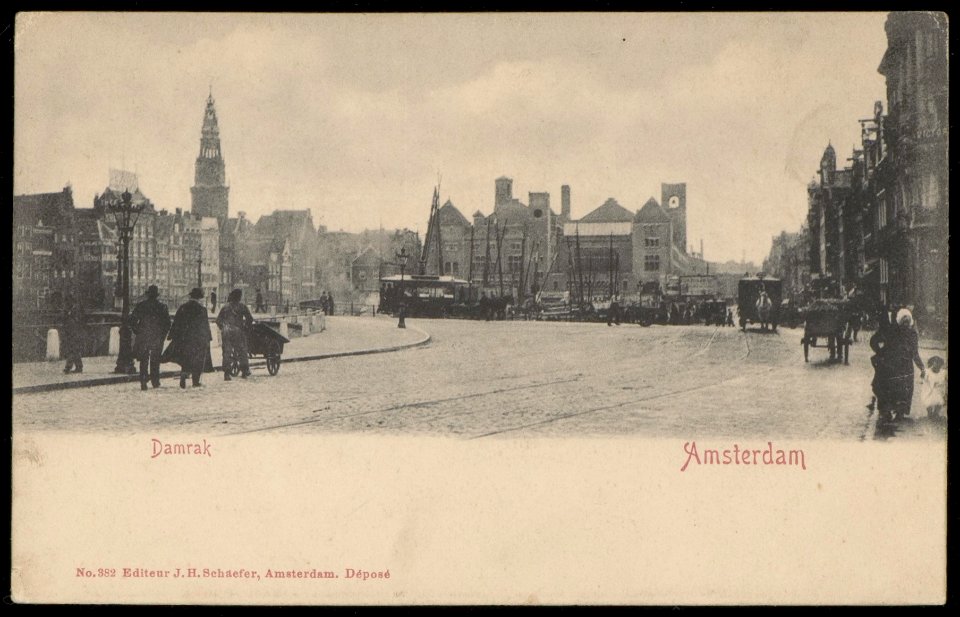 Damrak met de kruising Prins Hendrikkade, Afb PBKD00312000009 photo