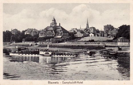 Dampfschiff-Hotel 4 bella época Dresde