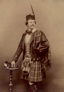Daniel Dunglas Home by Nadar