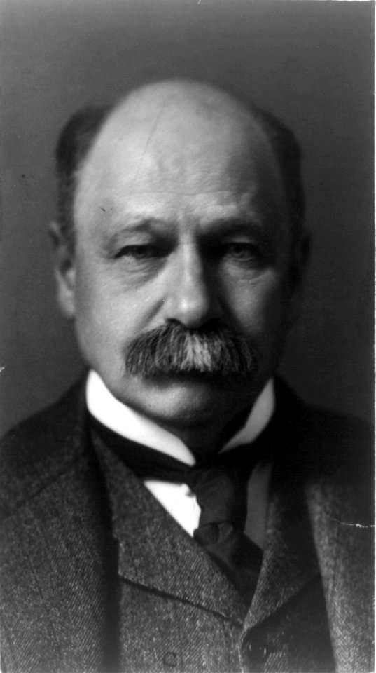 Daniel Lamont, head-and-shoulders portrait, facing right LCCN96508834