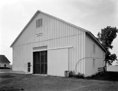 Daniel Nelson Barn