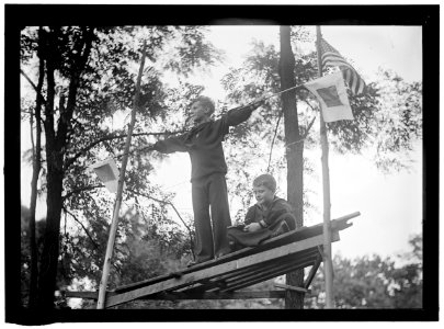 DANIELS, FRANK A. SON OF JOSEPHUS DANIELS. RIGHT, WITH BROTHER JONATHAN DANIELS LCCN2016864850