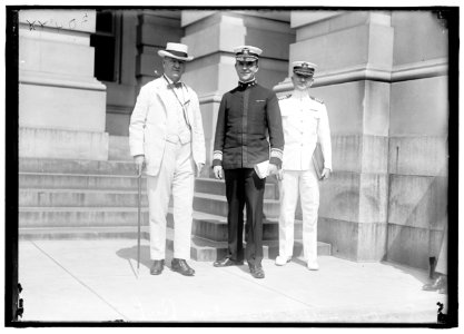 DANIELS, JOSEPHUS. SECRETARY OF THE NAVY, 1913-1921. LEFT, WITH ADMIRAL CHRISTIAN JOY PEOPLES AND CAPTAIN RICHARD H. LEIGH LCCN2016870111
