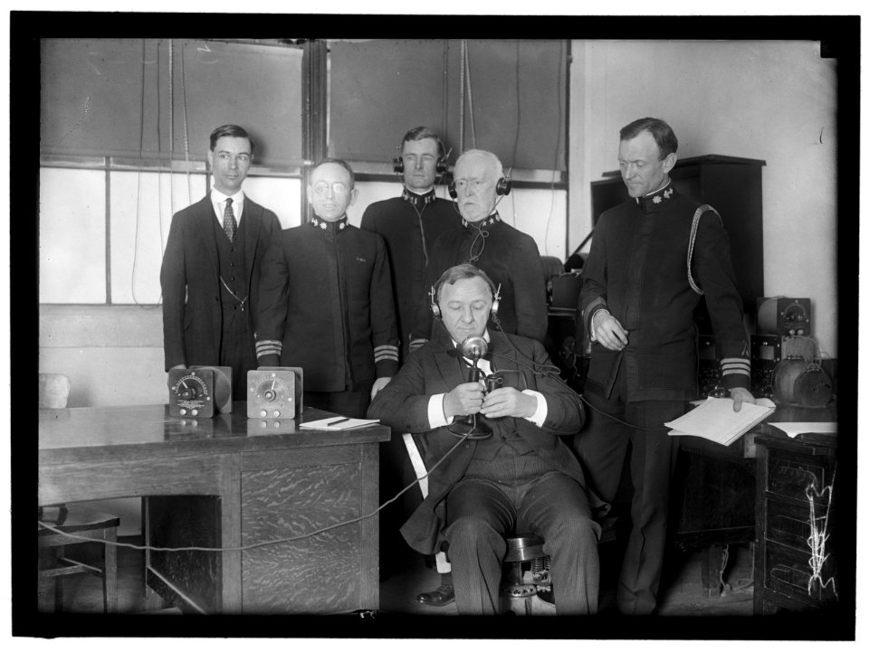 DANIELS, JOSEPHUS. SECRETARY OF THE NAVY, 1913-1921. TALKING FROM WASHINGTON TO PRESIDENT WILSON ABROAD LCCN2016869729