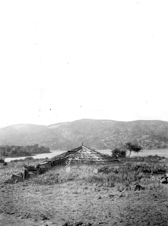Danshus. Kalifornien. USA - SMVK - 004539