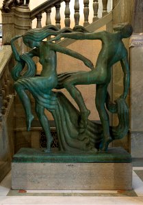 Dansen, figurgrupp på sockel av Kolmårdsmarmor - Hallwylska museet - 106952