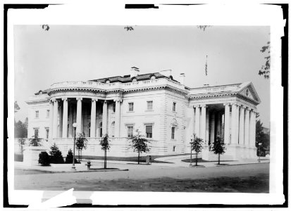 DAR Hall LCCN2016820843