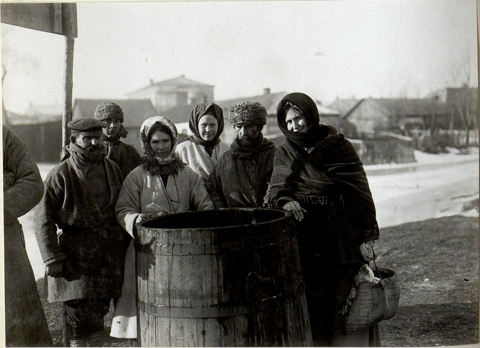 Darstellung ziviler Personen am russischen Kriegsschauplatz (BildID 15688821)