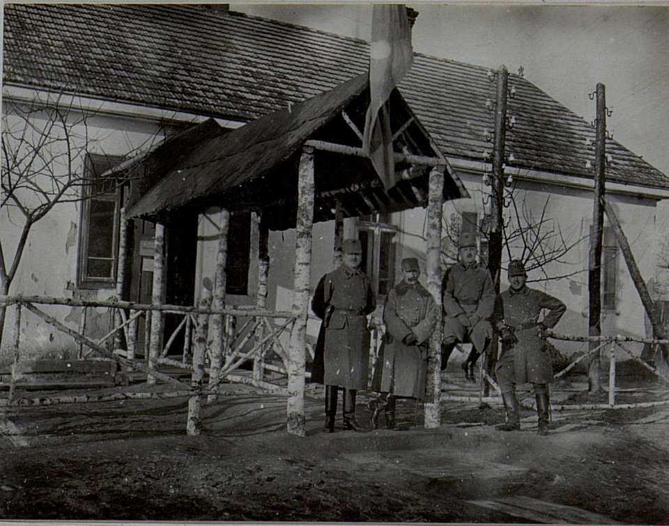 Das Gebäude des 10. Korpskommandos (BildID 15456136)