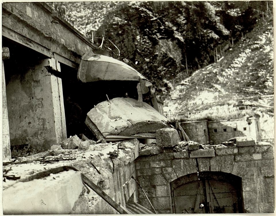 Das Werk Raibl am Lago del Predil (Raibler See). Der Werkseingang (BildID 15463955)