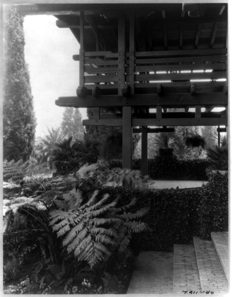 David Berry Gamble house, 4 Westmoreland Place, Pasadena, California. View to sleeping porch LCCN2002709481
