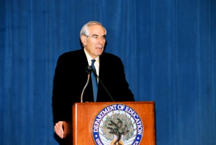 David Halberstam 441-GD-01-092-A-15