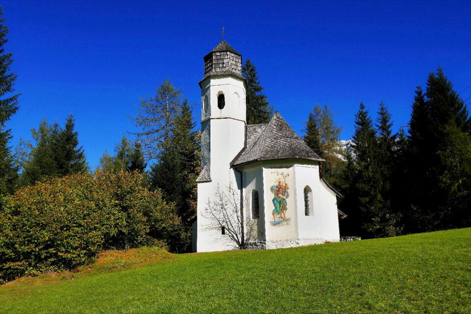 Steeple architecture places of interest