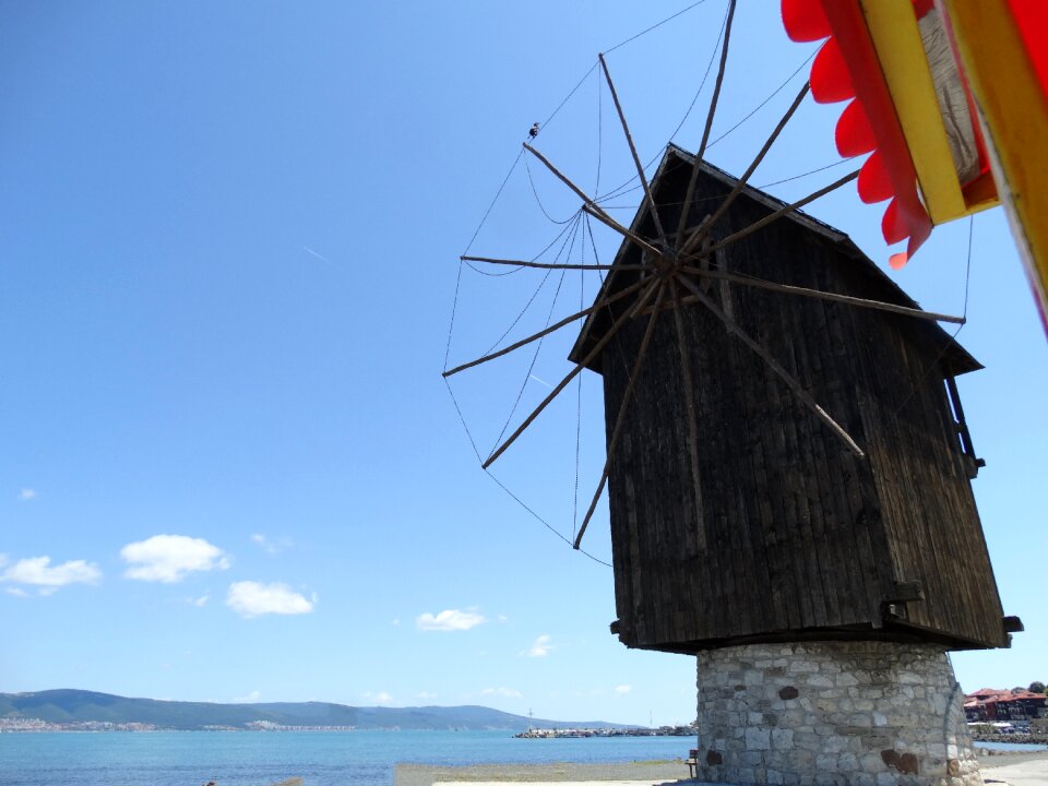 Wind sky sea