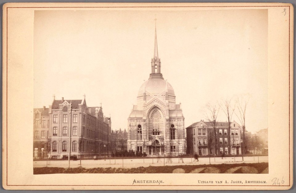 De Nederlands-hervormde Koepelkerk aan de Stadhouderskade