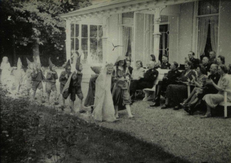 De Oosterhelling - Fotodienst der NSB - NIOD - 211774
