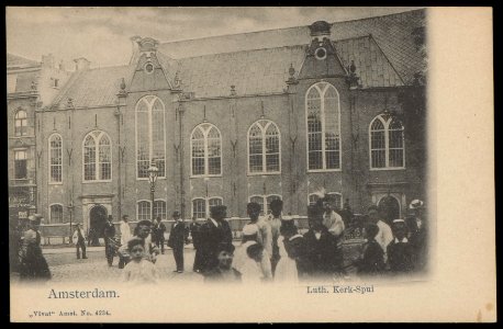 De Oude Lutherse Kerk aan het Spui met de hoofdingang op Singel 411, Afb PBKD00354000012