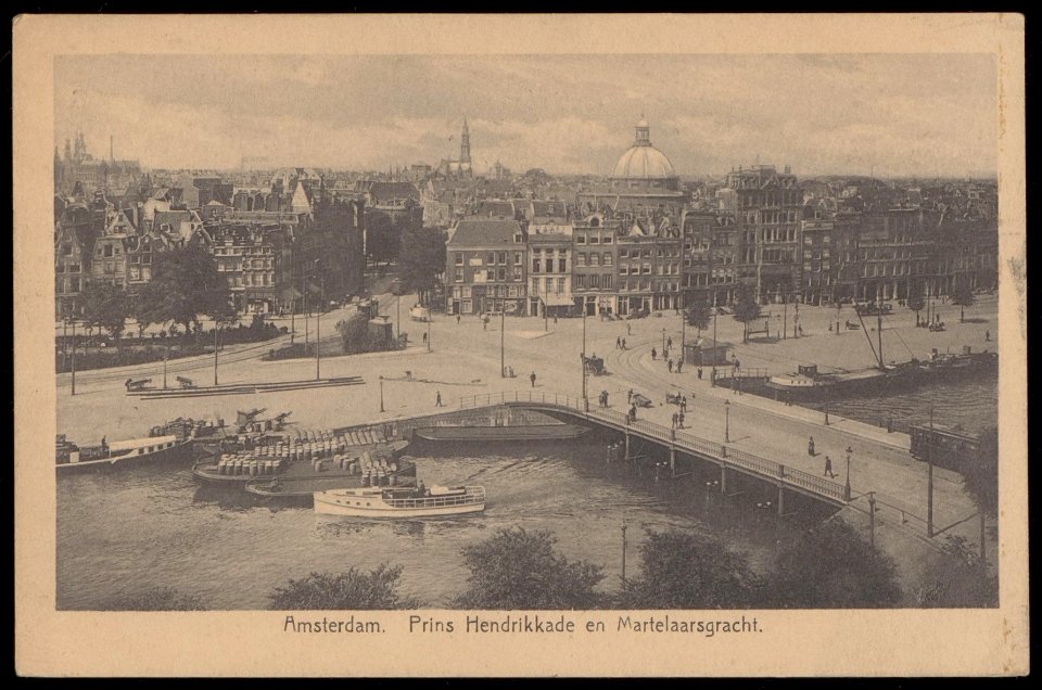 De Prins Hendrikkade onderbroken door de Martelaarsgracht, Afb PBKD00194000002