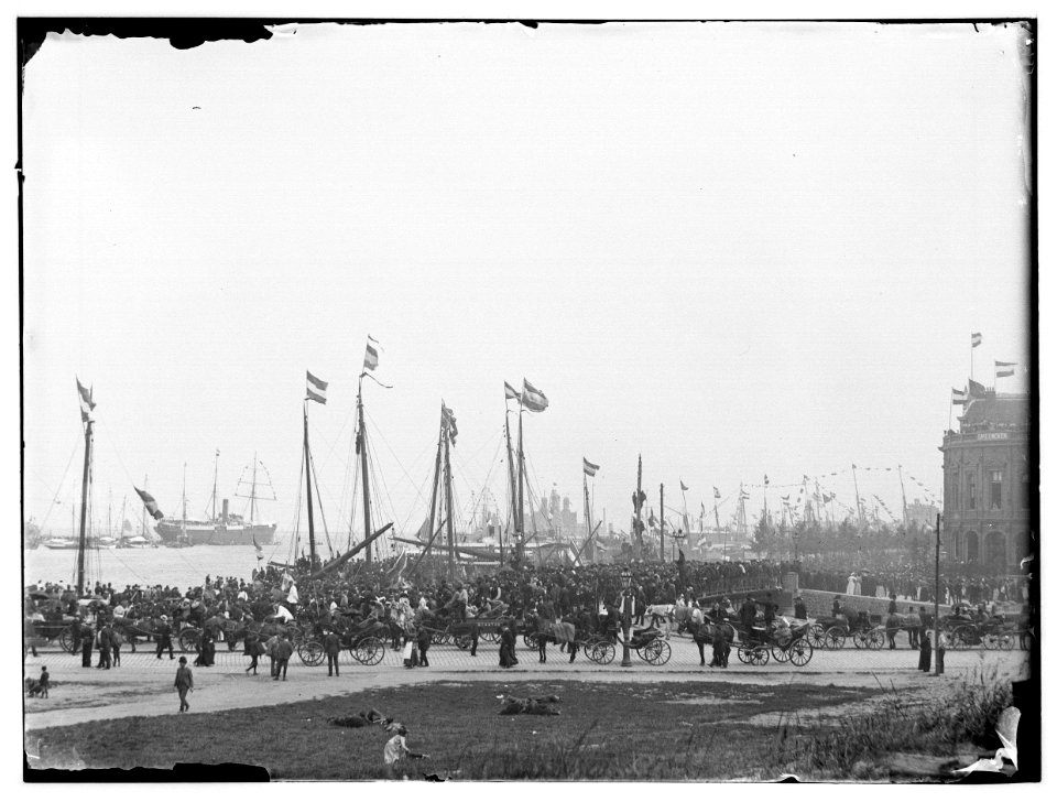 De Ruijterkade 39 (ged, rechts) Jacob Olie (max res)