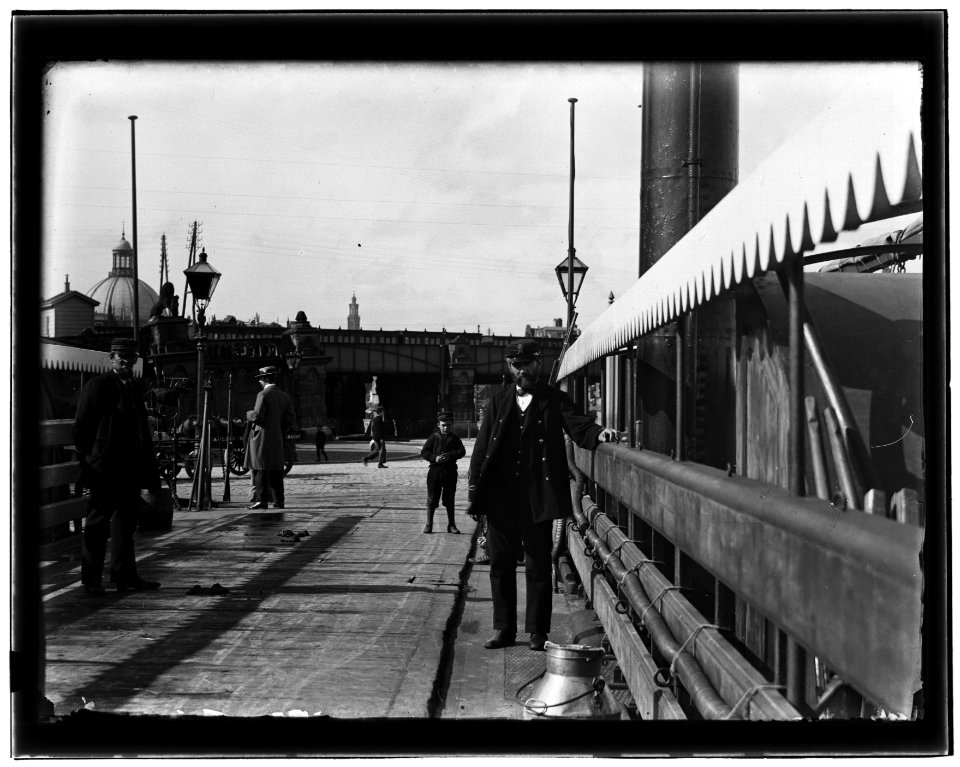 De Ruijterkade, foto 17 Jacob Olie (max res)
